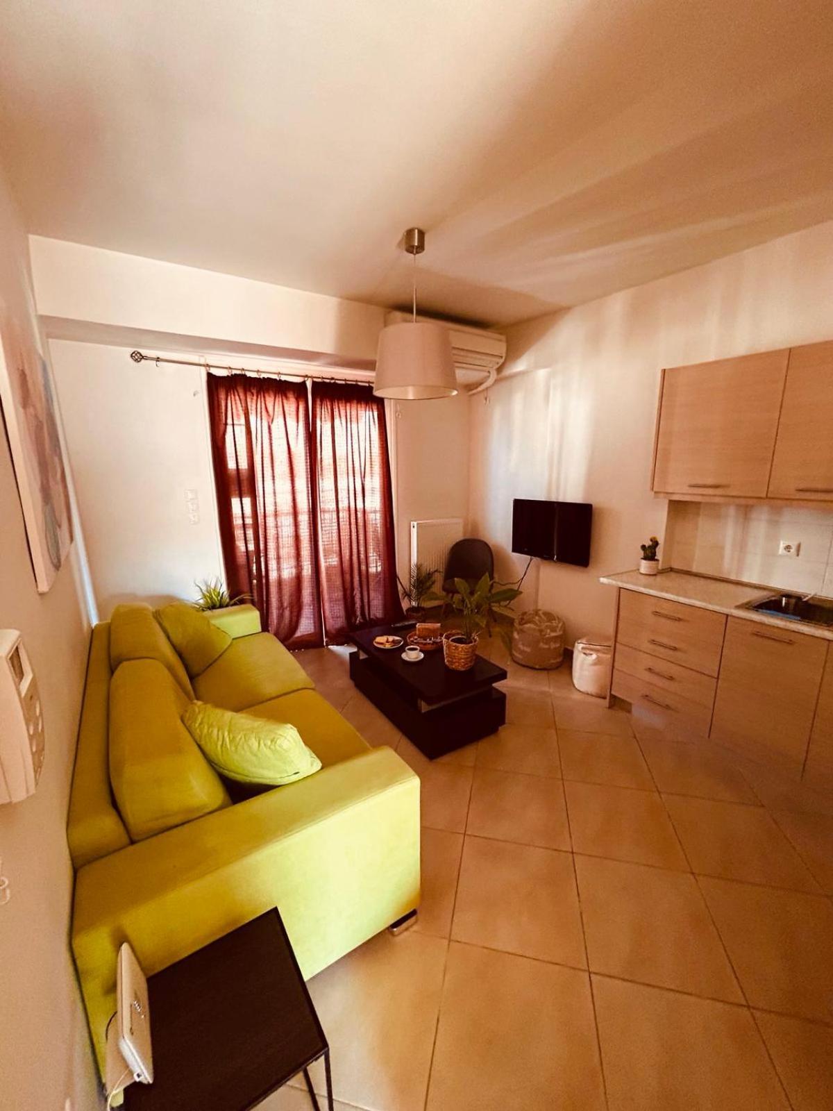 Central & Comfortable, With Acropolis View Athens Luaran gambar